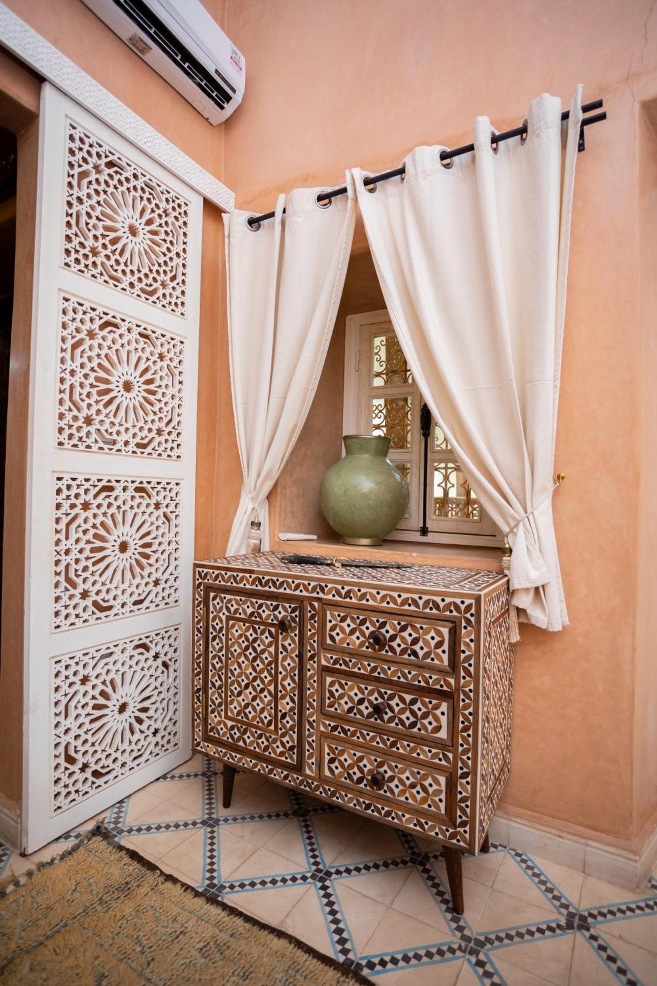 Riad Miss Caracal Марракеш Экстерьер фото
